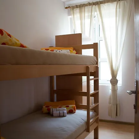 Theater 011 Hostel Belgrad